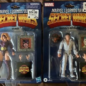 Marvel Legends Secret Wars Titania and Beyonder